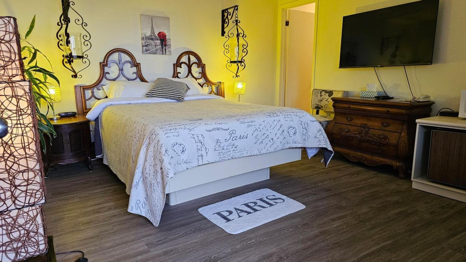 Hotel Oasis Lac St-Louis サラベリ・ド・ヴァレフィルド エクステリア 写真