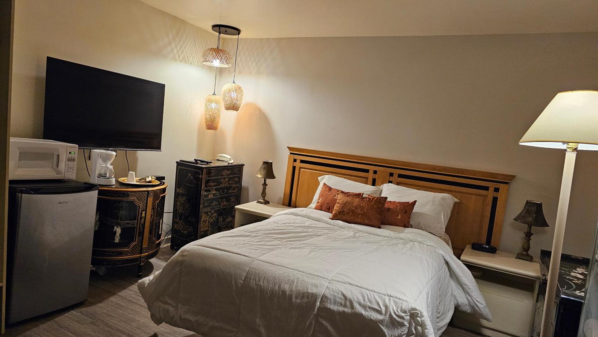 Hotel Oasis Lac St-Louis サラベリ・ド・ヴァレフィルド エクステリア 写真